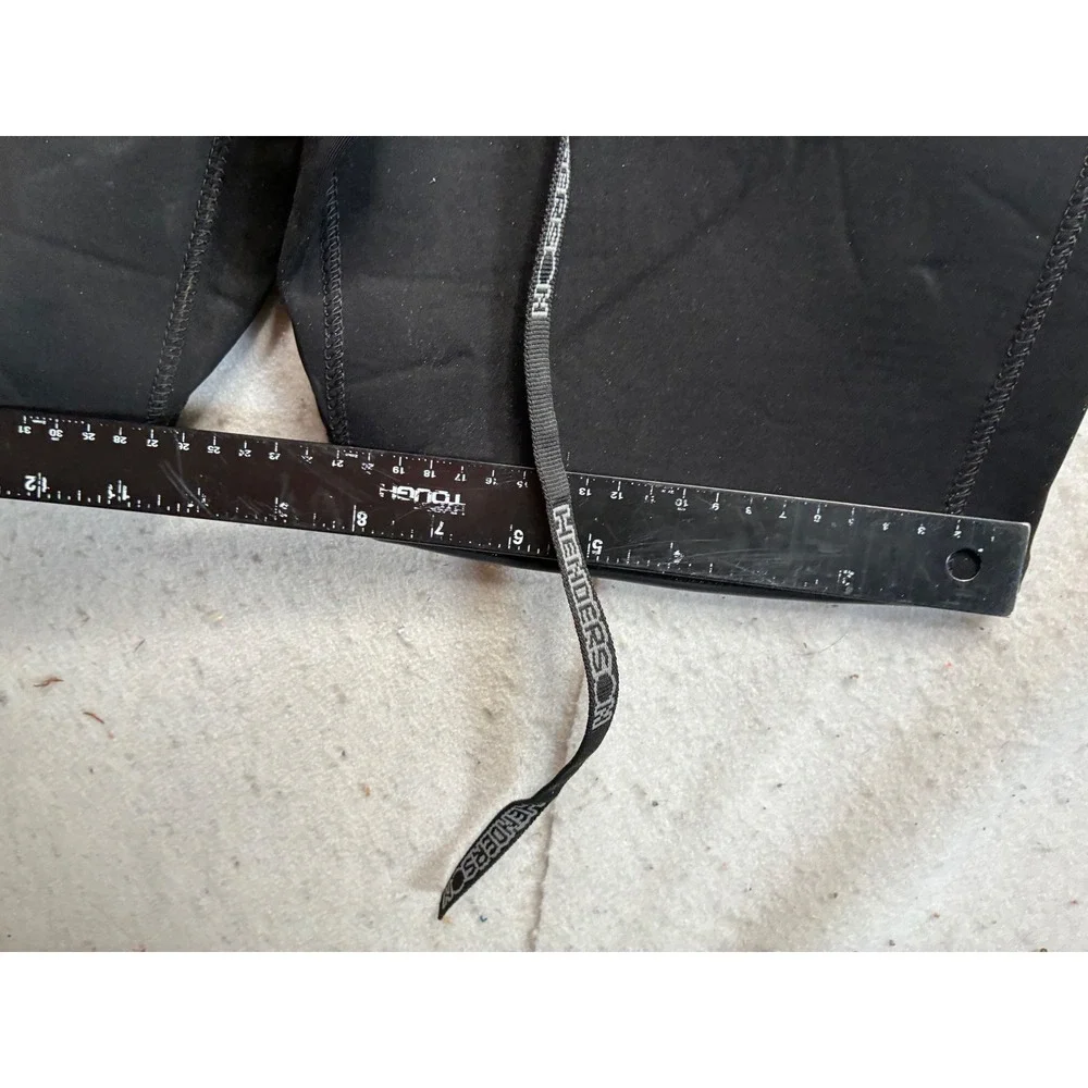 Henderson Aquatics 3mm Aquasilk Shorty Wetsuit Black Purple Womens Size 10